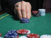 /album/psicopatologia/psica-logo-trabalho-ou-jogos-podem-ser-ta-o-viciantes-quanto-drogas8265e19b9d904f9946de12ae86b8a200-jpg/